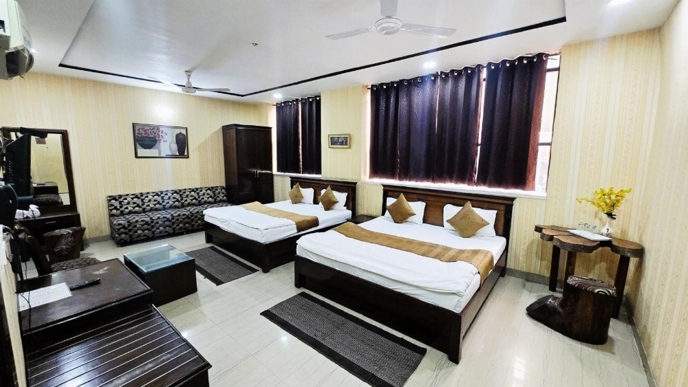 Hotel HK Continental